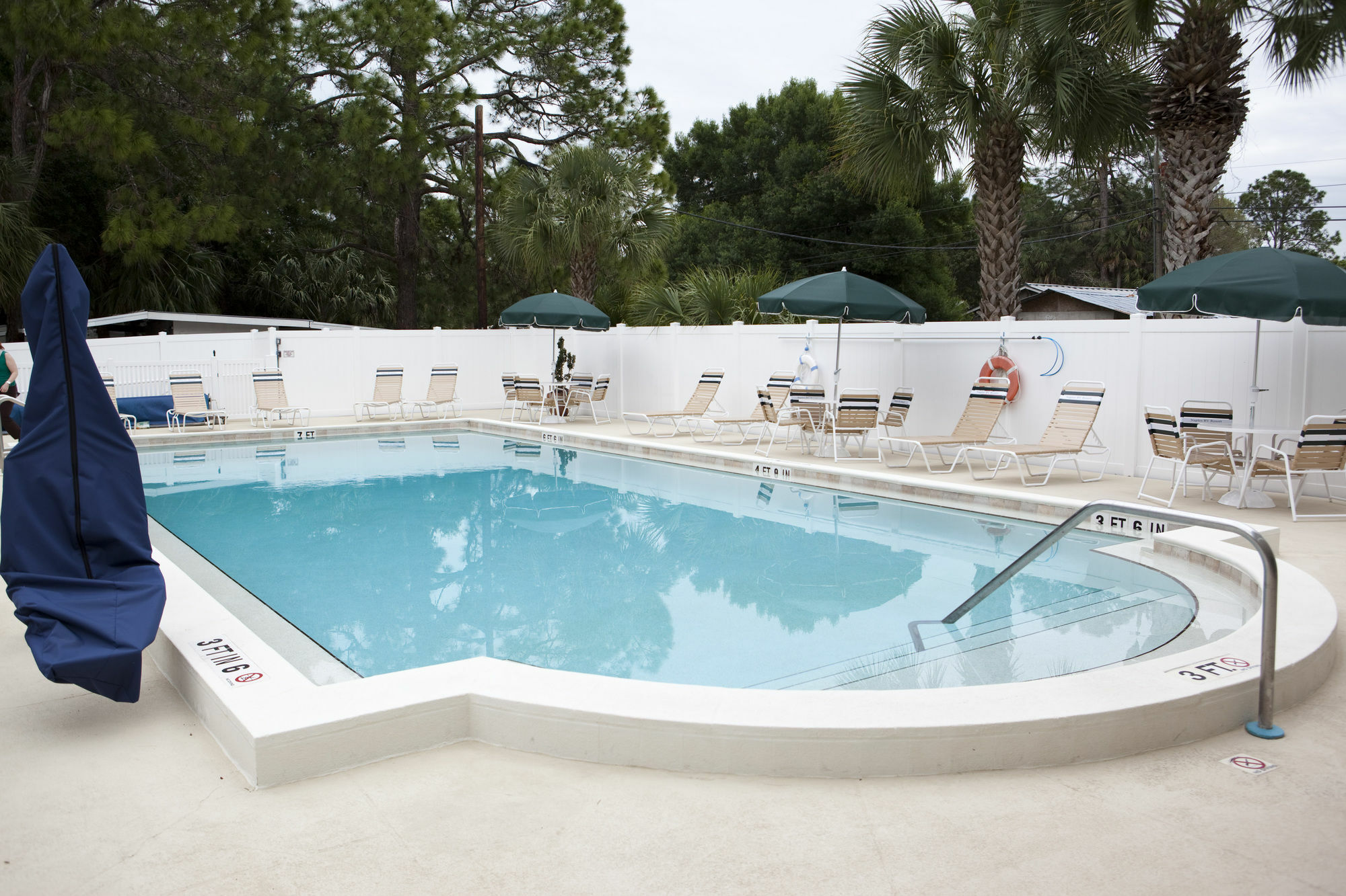 Naples Rv Resort Naples Manor Exterior photo