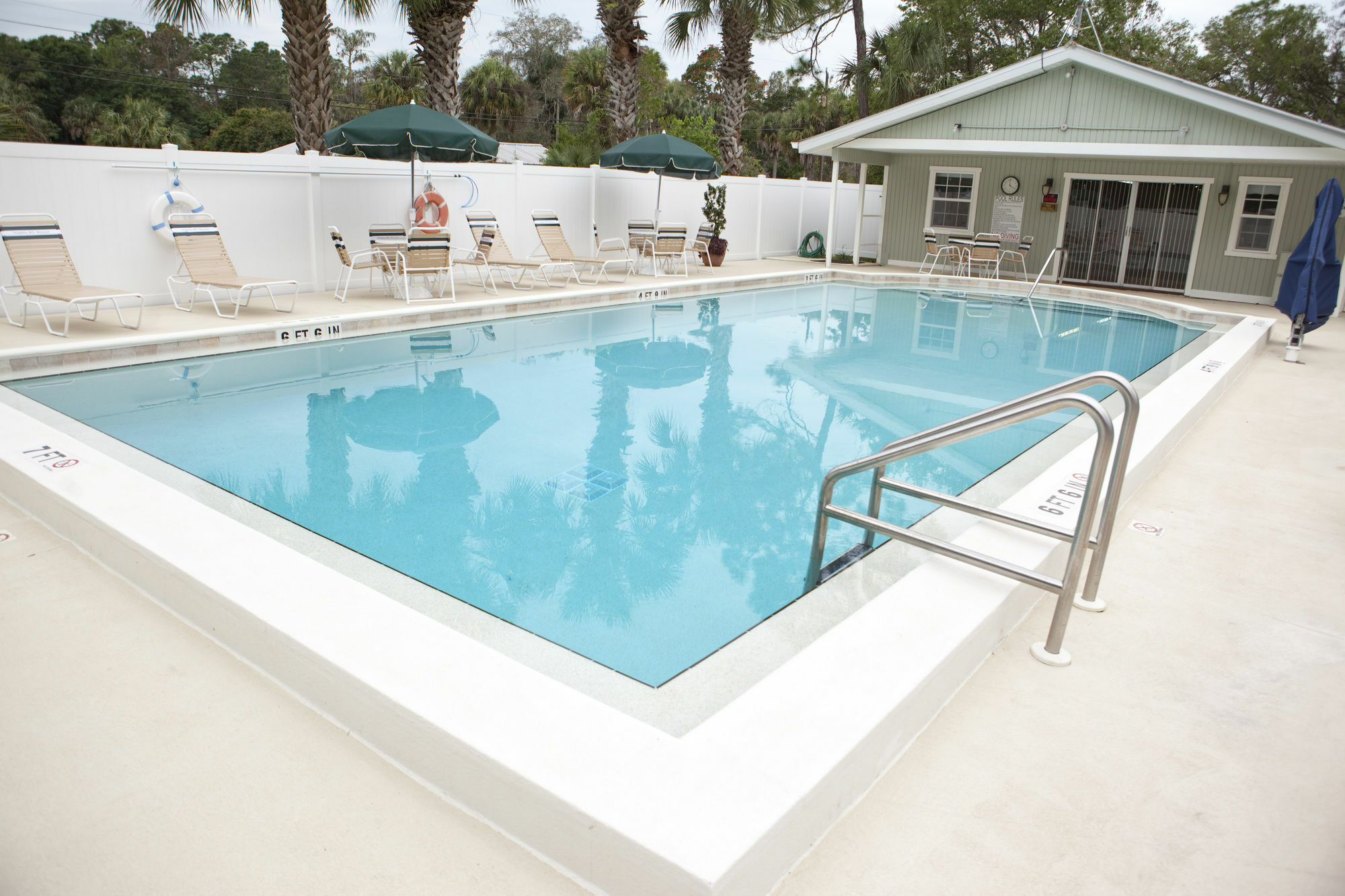 Naples Rv Resort Naples Manor Exterior photo