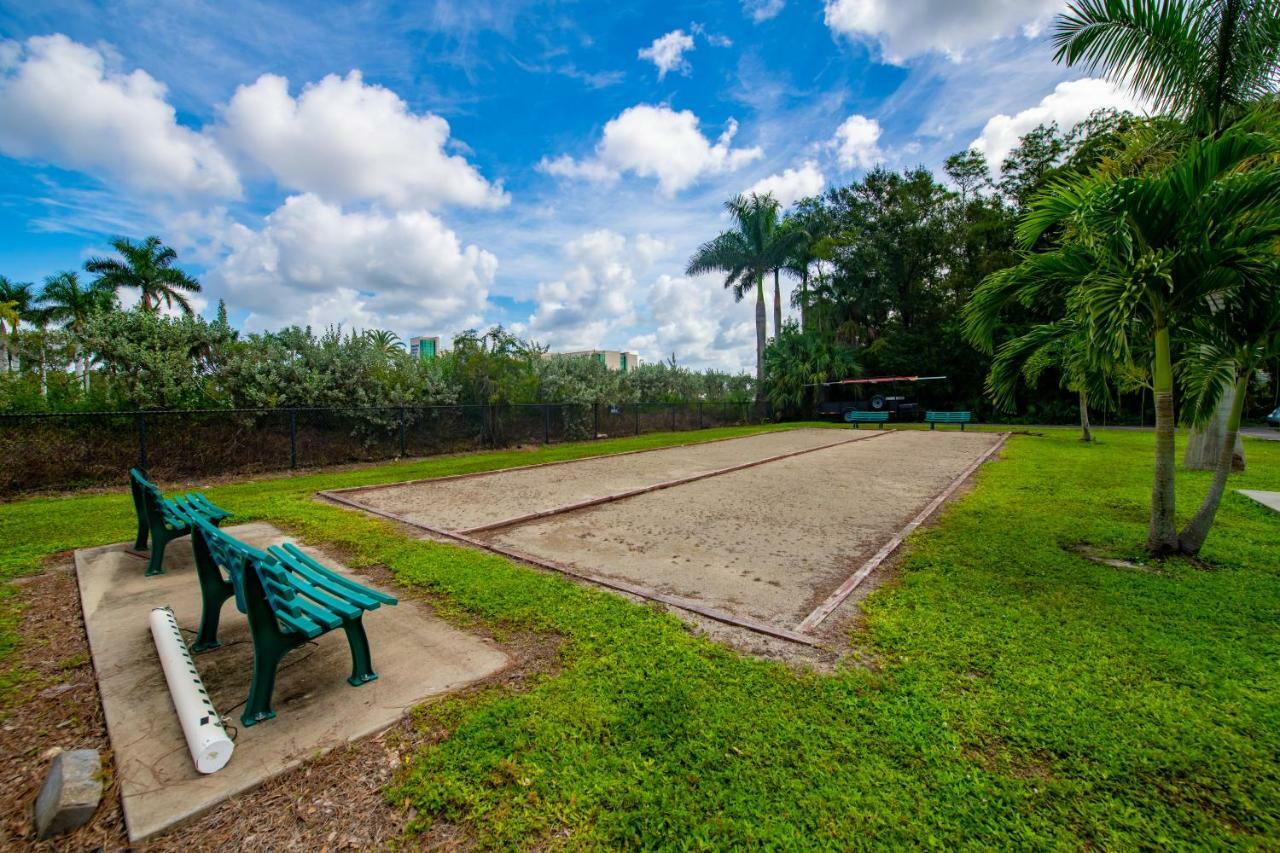 Naples Rv Resort Exterior photo