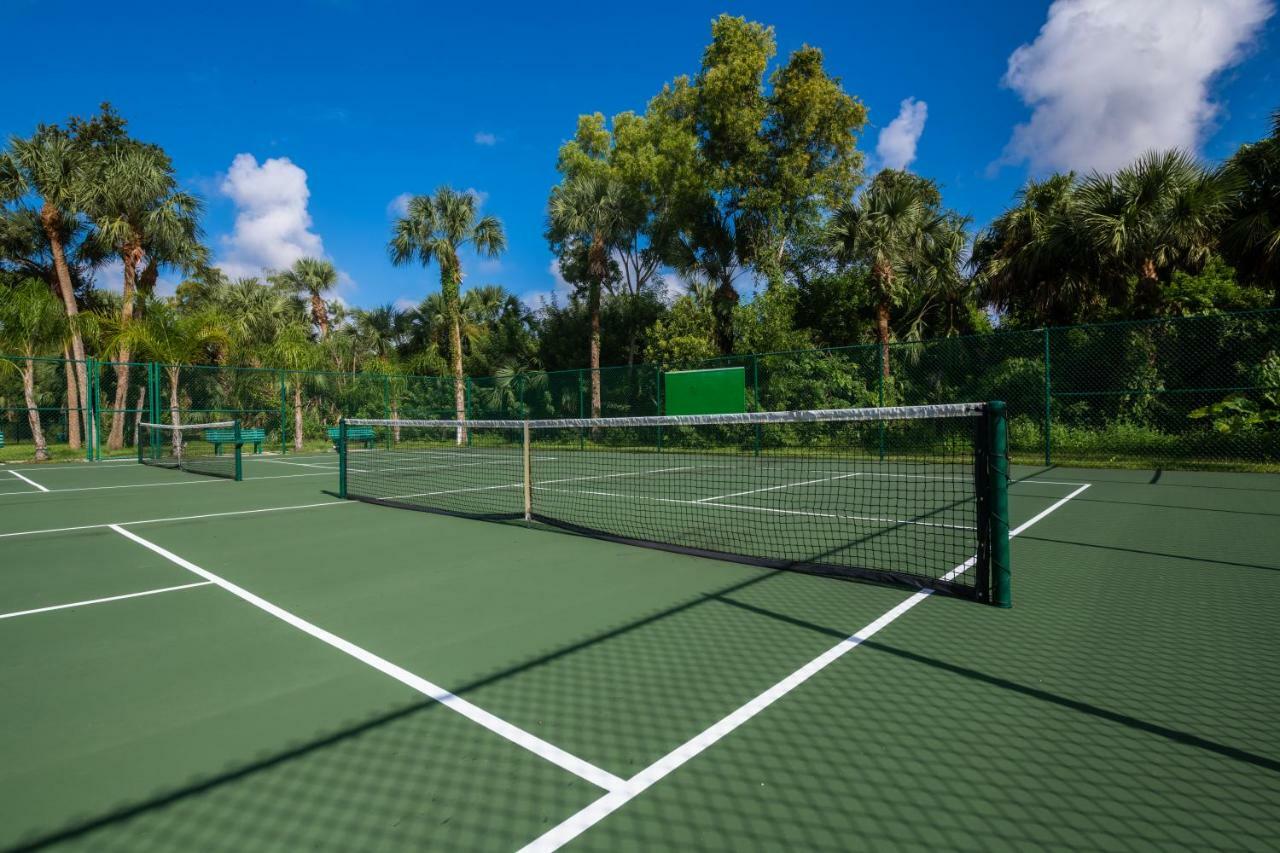 Naples Rv Resort Naples Manor Exterior photo